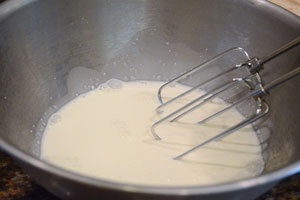 яйца в миске